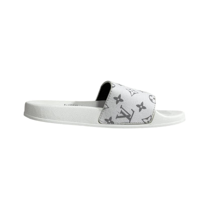 Louis Vuitton White Monogram Slides – Luxury Everyday Comfort Sandals 🤍👡 - MASTERPIECE