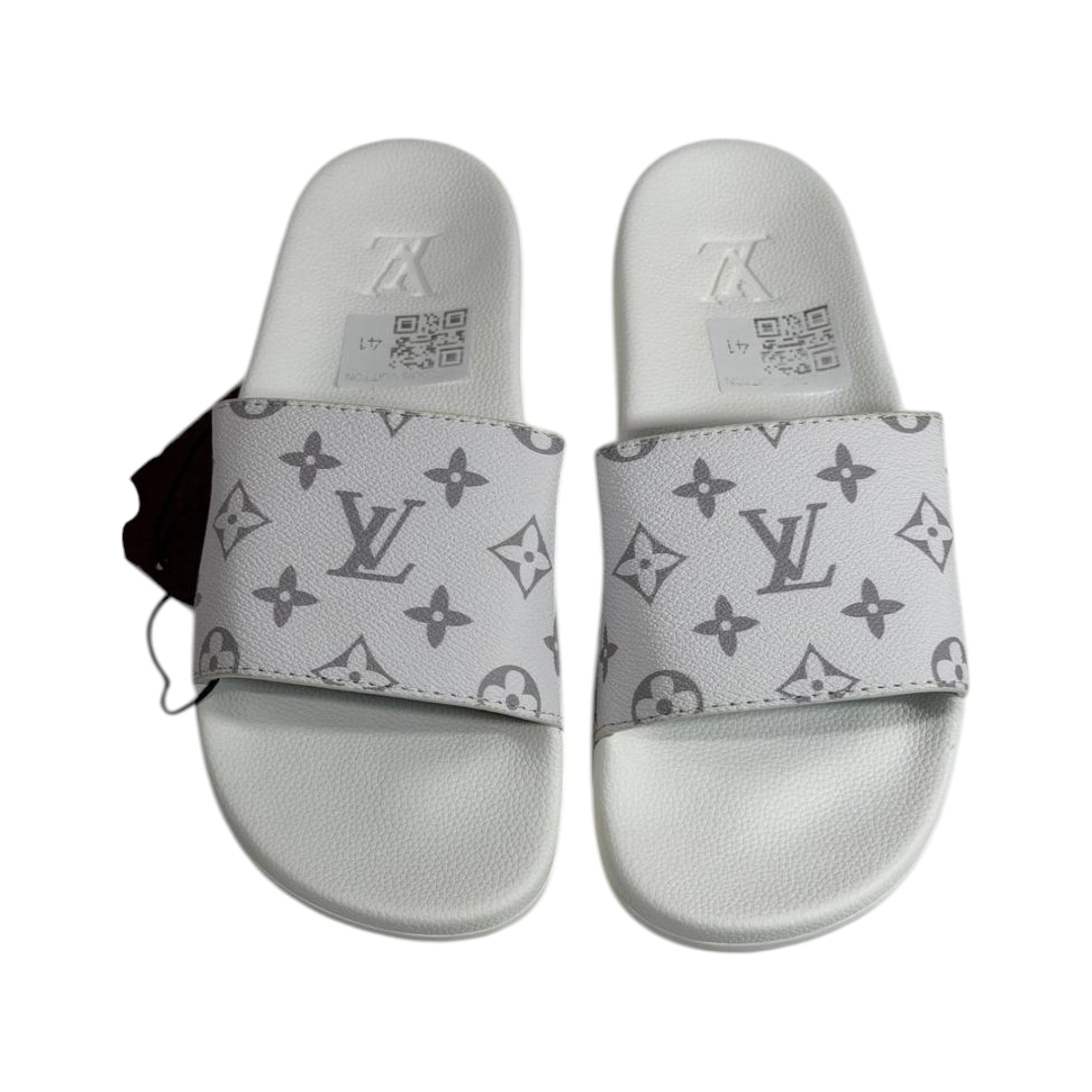 Louis Vuitton White Monogram Slides – Luxury Everyday Comfort Sandals 🤍👡 - MASTERPIECE
