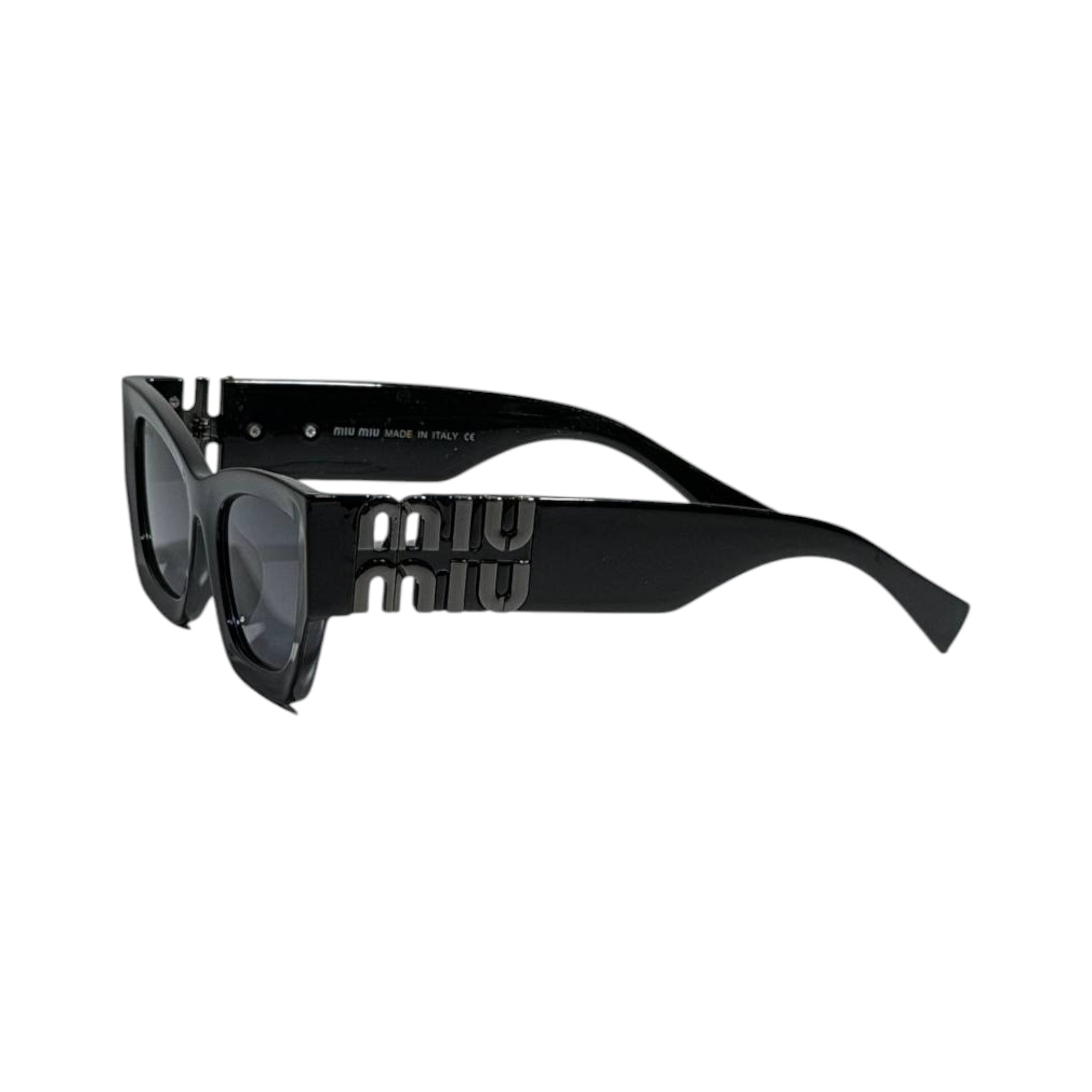 🖤 Miu Miu Bold Cat - Eye Sunglasses | Black Luxury Statement Edition 😎✨ - MASTERPIECE