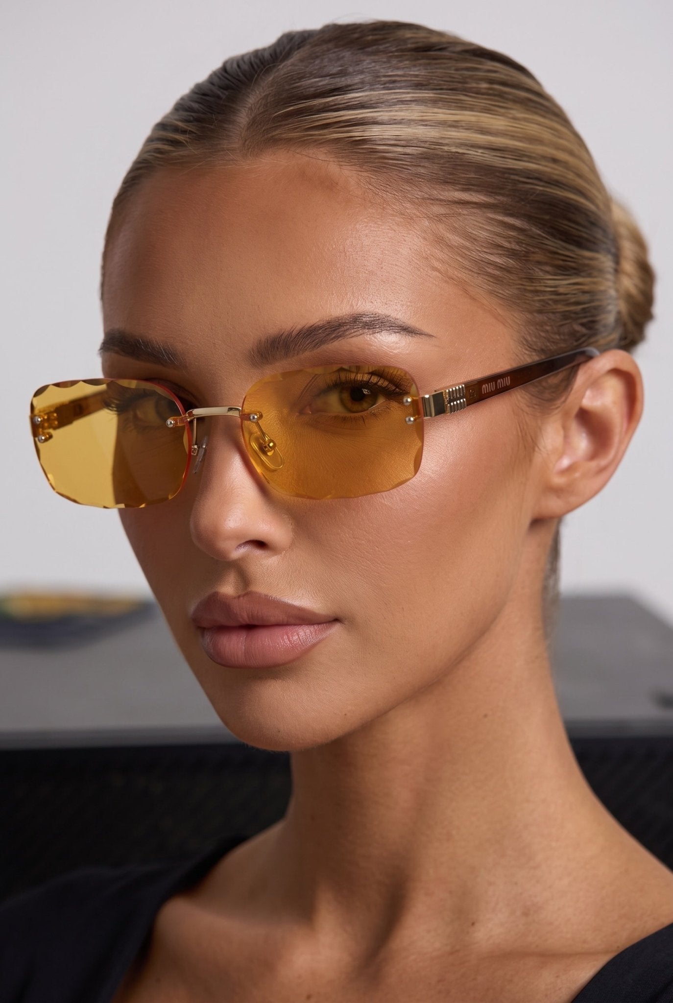 Miu Miu Frameless Sunglasses – Amber Gold 😎 - MASTERPIECE