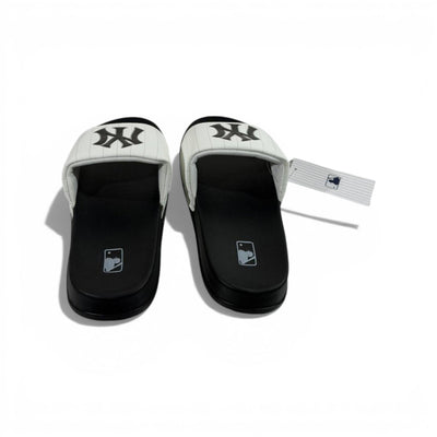 ⚾ New York Yankees Mono Slides – White & Black Edition 🤍🖤 - MASTERPIECE