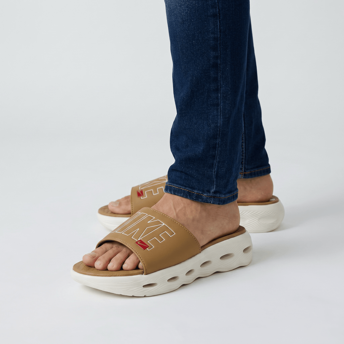 Nike Air Cushion Slides Tan & White 🤎🤍 | Premium Comfort Summer Edition 👟🔥 - MASTERPIECE