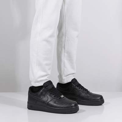 🖤🔥 Nike Air Force 1 Low Carbon Fiber Triple Black Sneakers – Luxury Streetwear Classic Shoes 👟⚡ - MASTERPIECE
