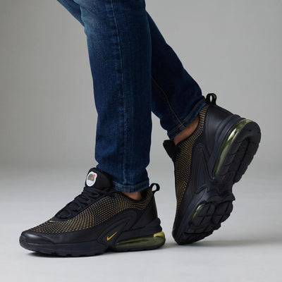 👟 Nike Air Max 720 – Black & Gold - MASTERPIECE