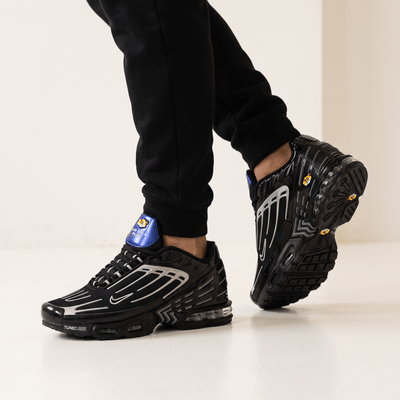 Nike Air Max Plus – Black Iridescent ✨ - MASTERPIECE