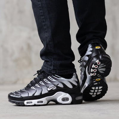 Nike Air Max Plus Tuned – Black Gradient ⚫️👟 - MASTERPIECE