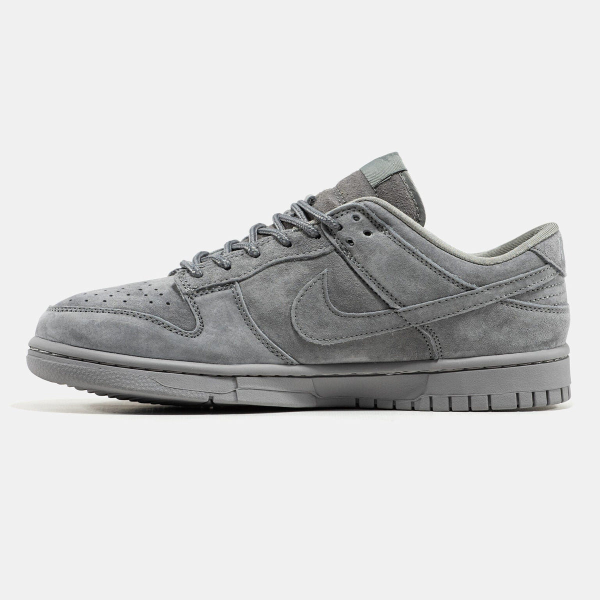 Nike Dunk Low – Grey Suede Supreme 🔥👟 - MASTERPIECE