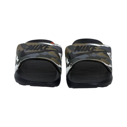 Nike Tech Camo Slides – Military Edition 🪖🔥 - MASTERPIECE