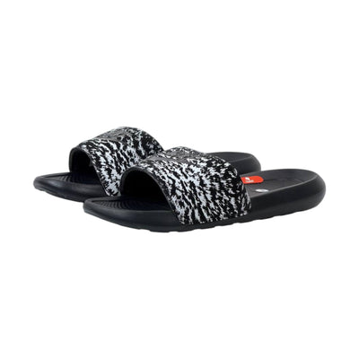 🖤 Nike Victori One Black & White Pattern Slides – Ultimate Comfort & Sporty Style ⚡ - MASTERPIECE