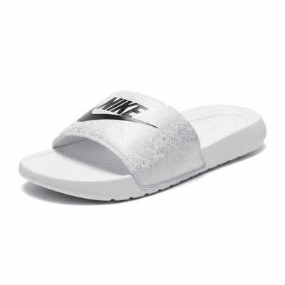 Nike White Logo Print Slides 🤍🖤 | Clean Sport Summer Essential 👟🔥 - MASTERPIECE