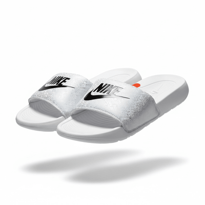 Nike White Logo Print Slides 🤍🖤 | Clean Sport Summer Essential 👟🔥 - MASTERPIECE