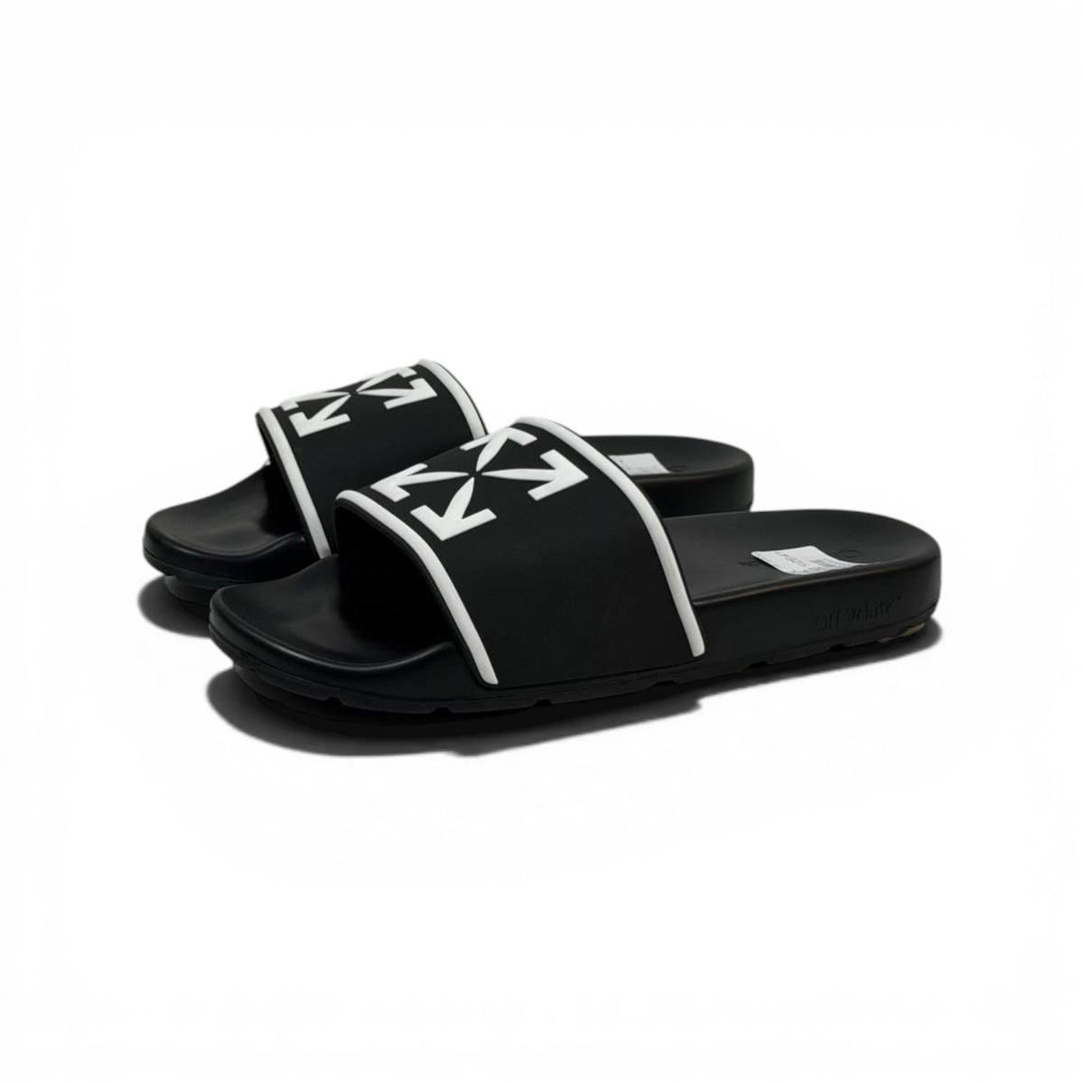 OFF-WHITE Luxury Black Slide – Iconic Arrow Logo Design & Premium Streetwear 👟✨ - MASTERPIECE