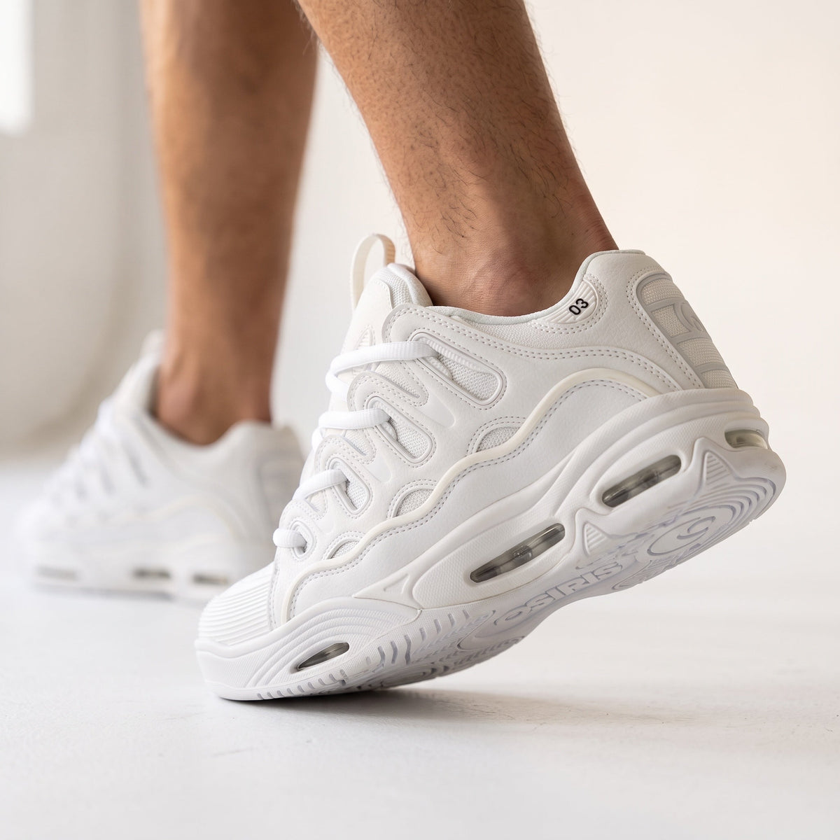 Osiris D3 – Triple White Sneakers 👟 - MASTERPIECE