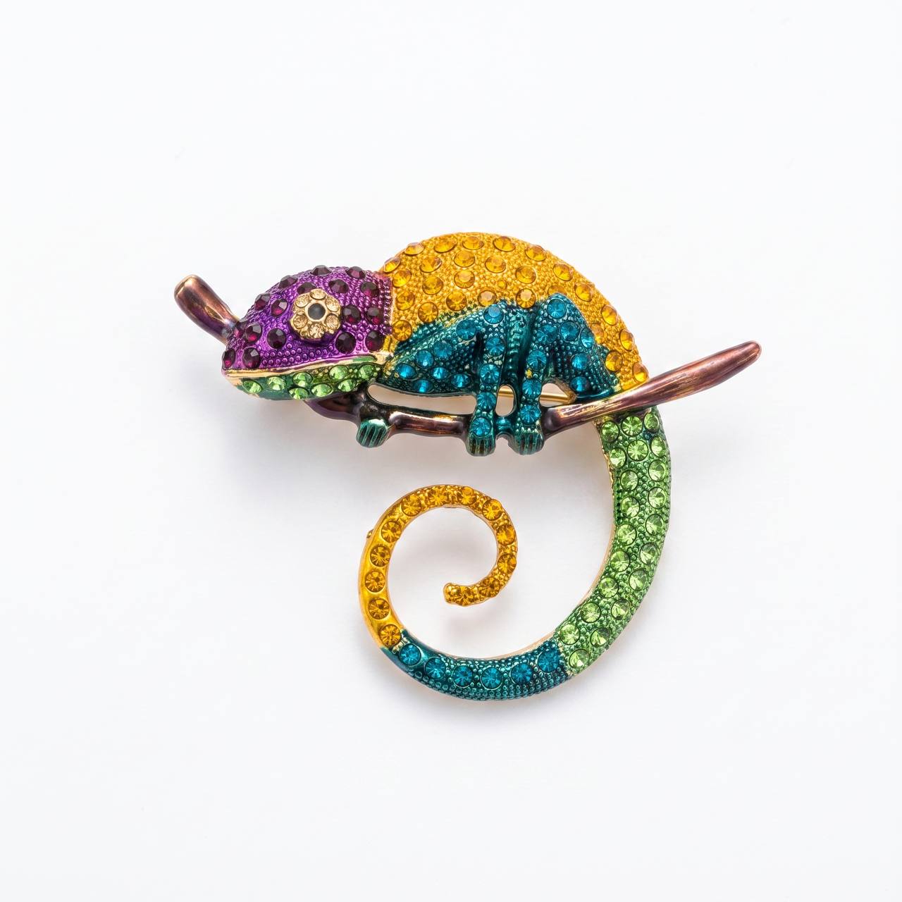 🦎✨ Multicolor Crystal Chameleon Statement Brooch 💎