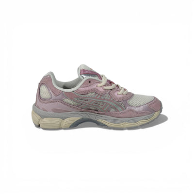 ASICS Women Pink Running Sneakers – Lightweight Comfort & Sporty Elegance 👟💗