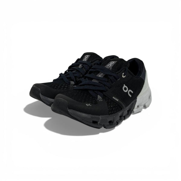 On Cloud Performance Sneakers – Lightweight Comfort & Stability 👟⚡