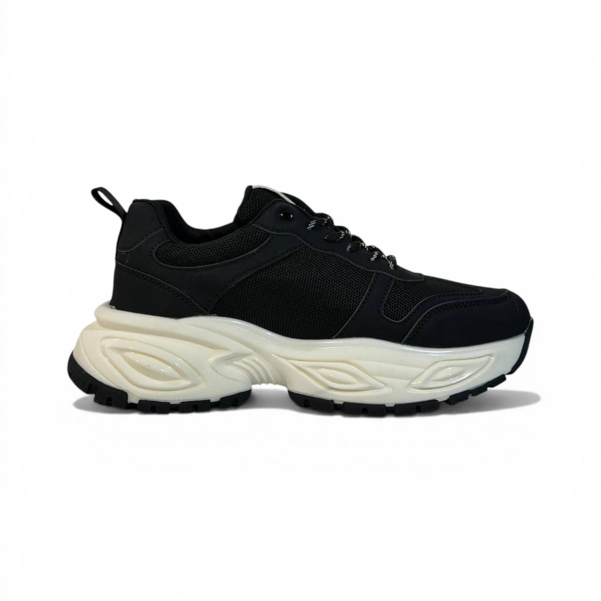 Prada Thunder Chunky Sneaker Black Ivory Edition 👟🖤✨ - MASTERPIECE