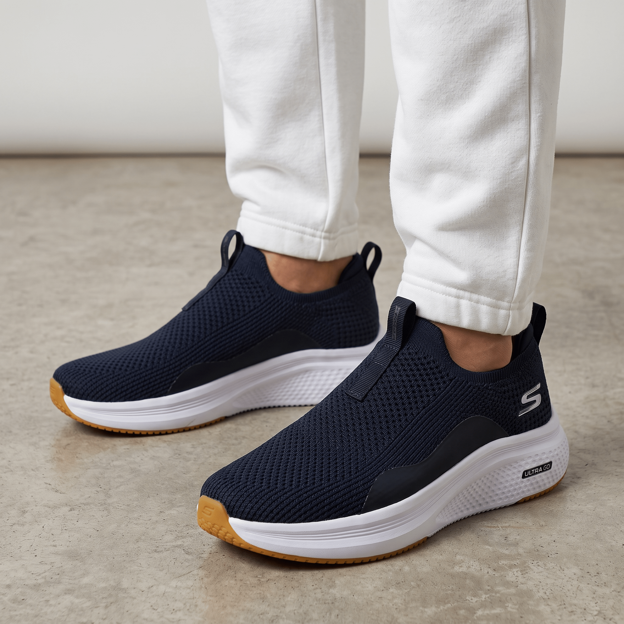 🖤 Skechers Ultra Go Slip-On Sneakers – Black - MASTERPIECE