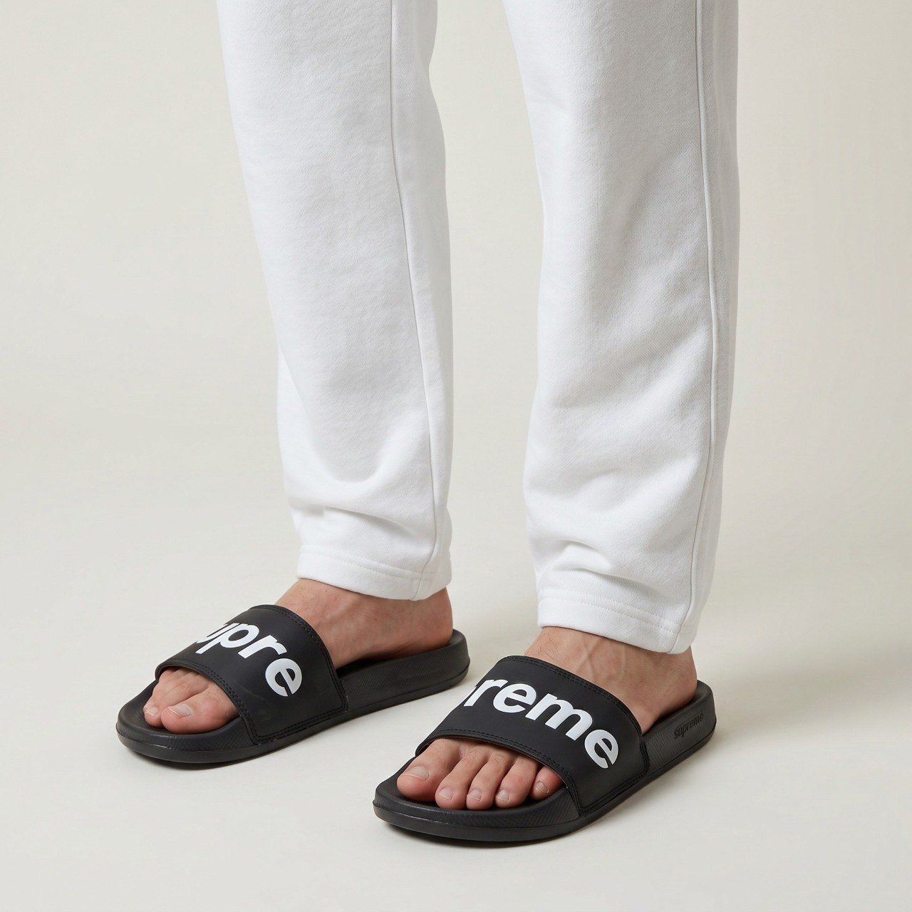 サンダル supreme slide sandals 🖤🔥 Supreme Black Logo Slide Sandals | Lightweight Comfort Slides