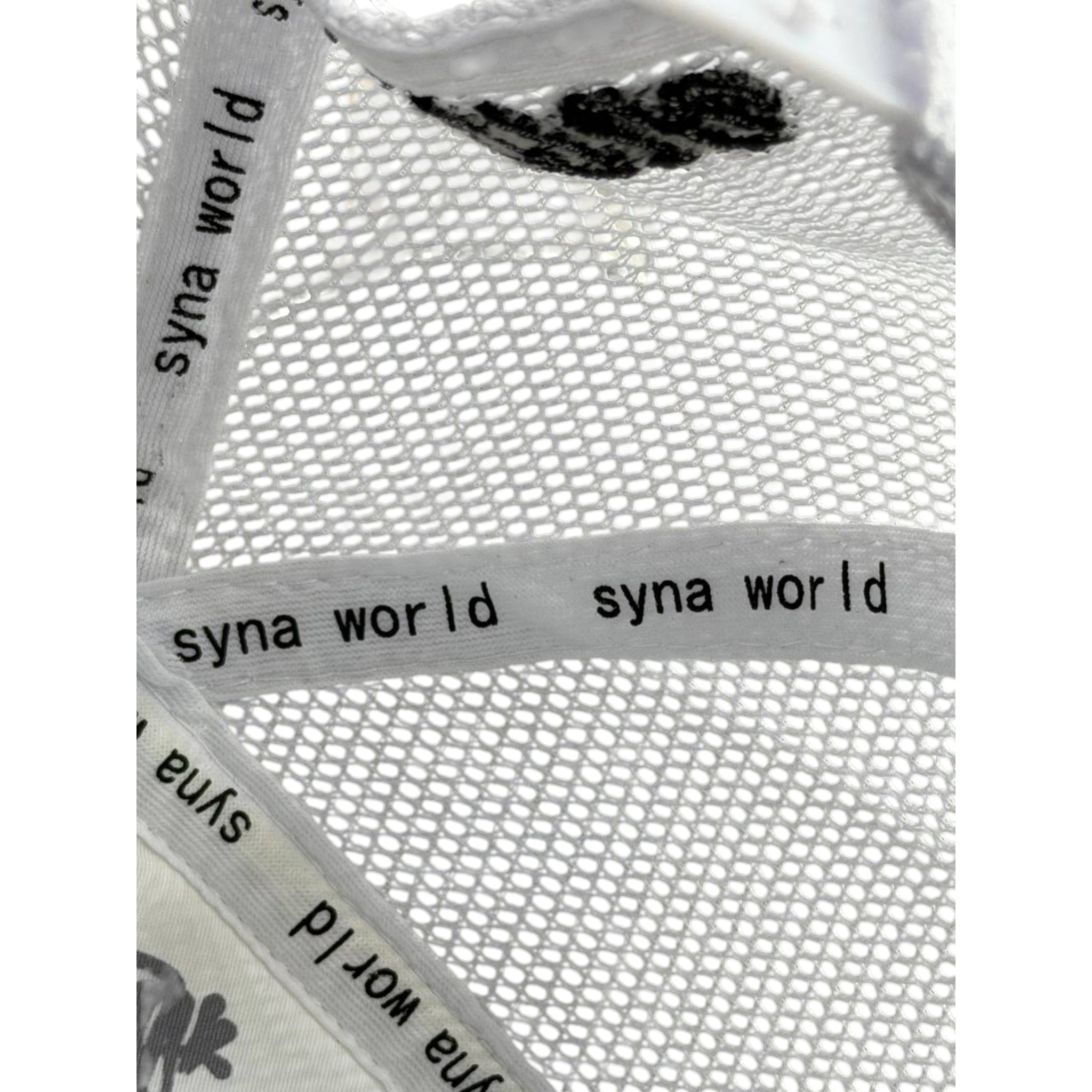 🤍 SYNA Style White Trucker Cap | Bold Logo Streetwear Hat 🧢 - MASTERPIECE