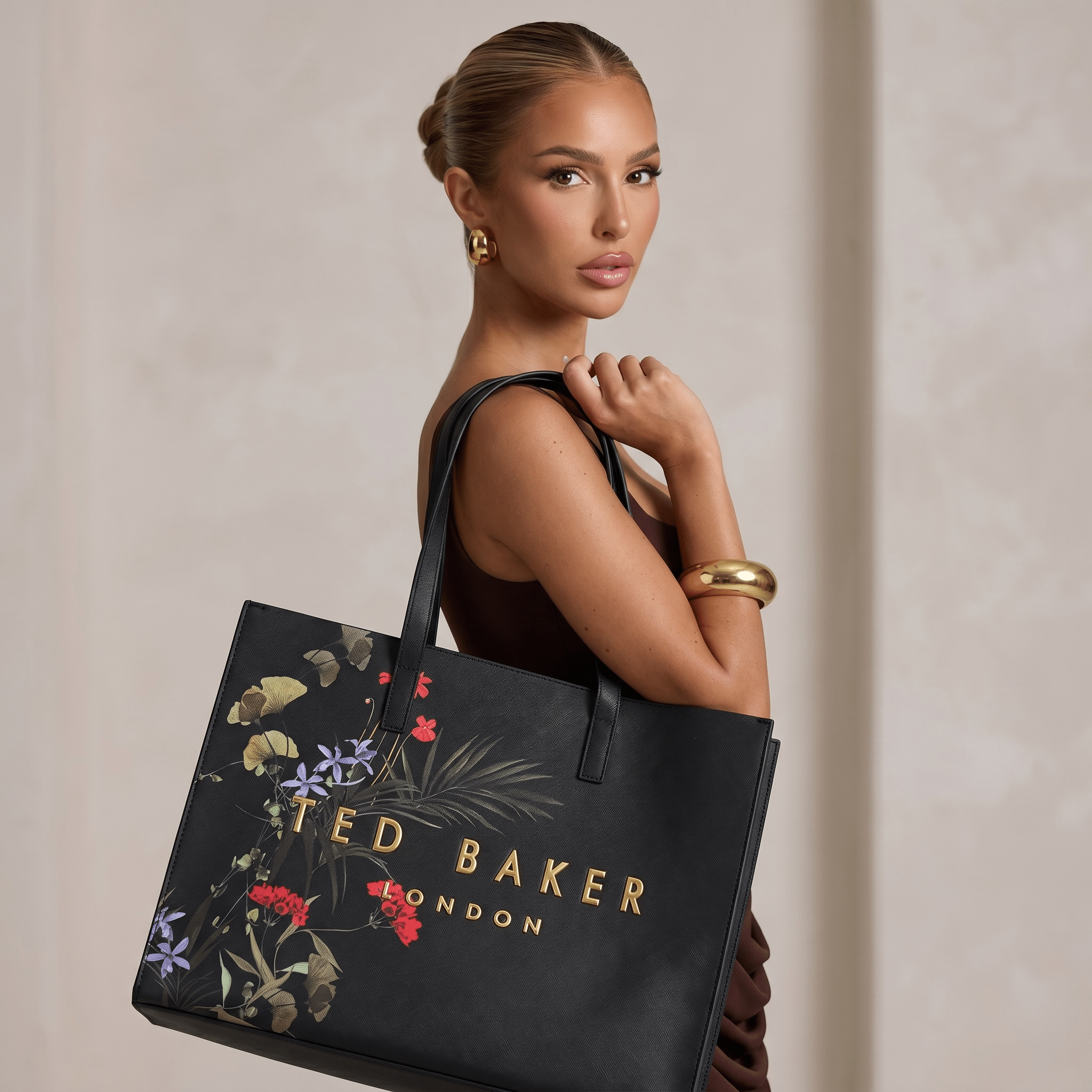 Ted Baker Black Floral Tote Bag – Luxury Elegant Shopper 🖤🌺 - MASTERPIECE