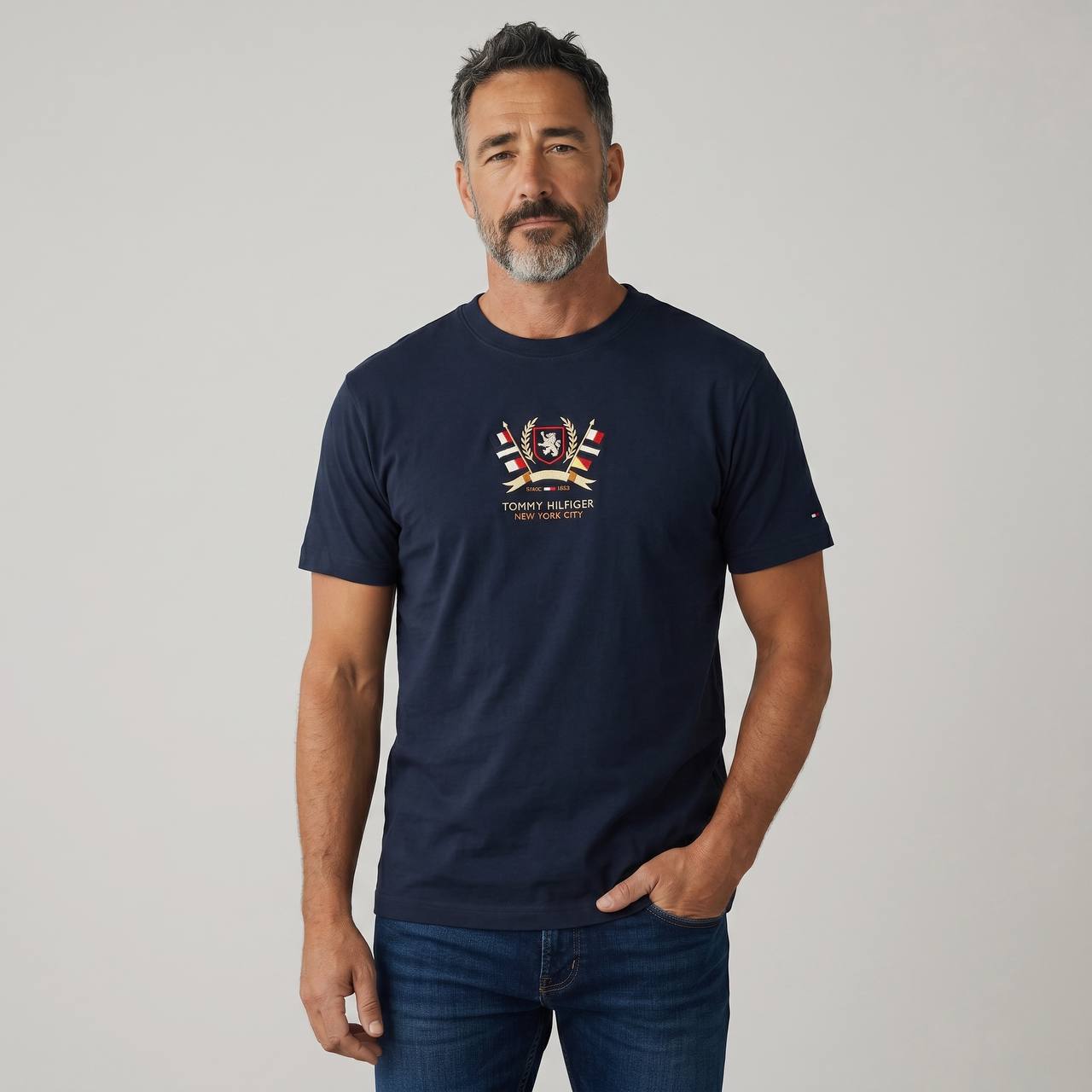 Tommy Hilfiger Heritage Crest T-Shirt – Navy Blue Edition 🇺🇸✨ - MASTERPIECE