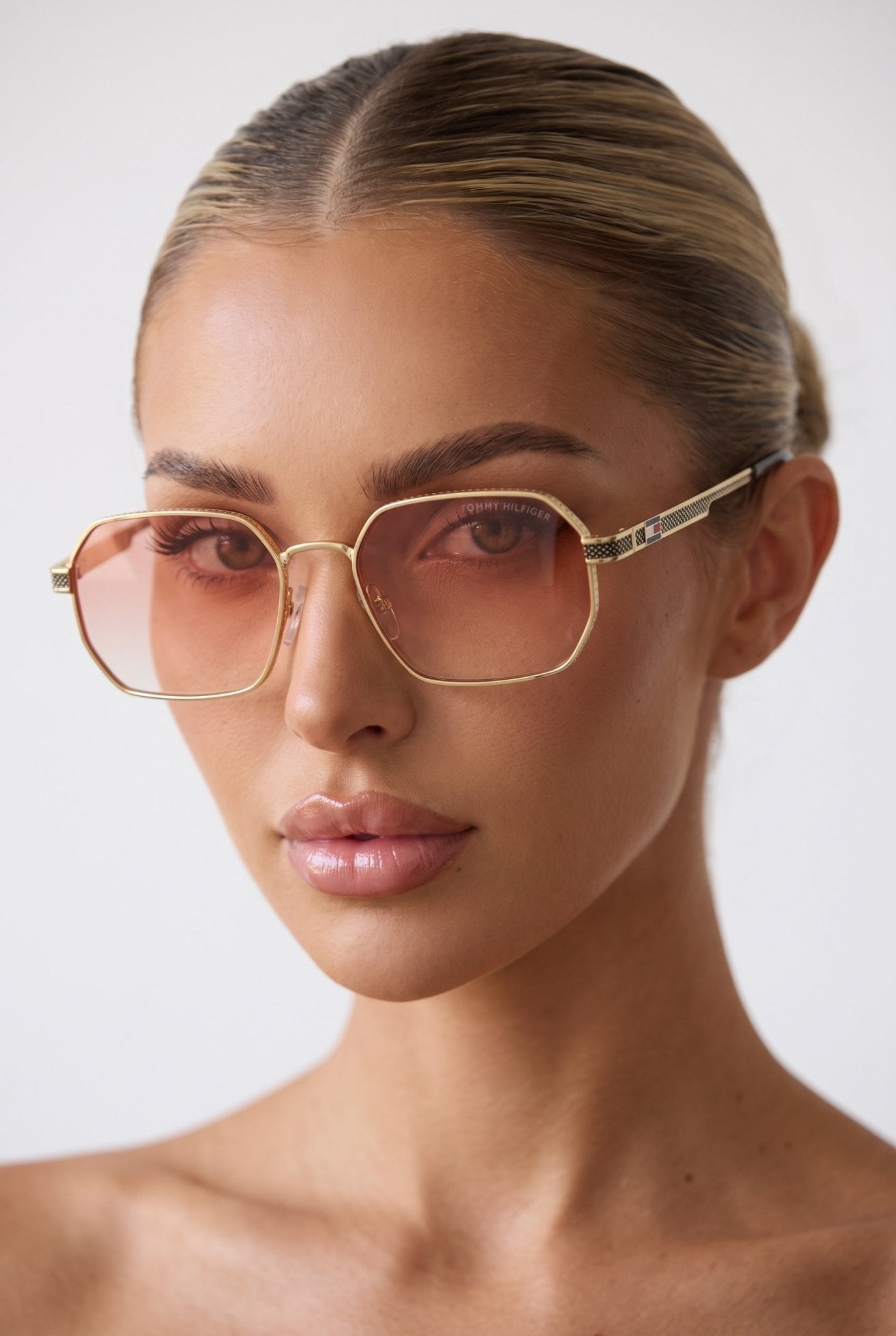 Tommy Hilfiger Sunglasses – Gold Pink ✨🕶️ - MASTERPIECE