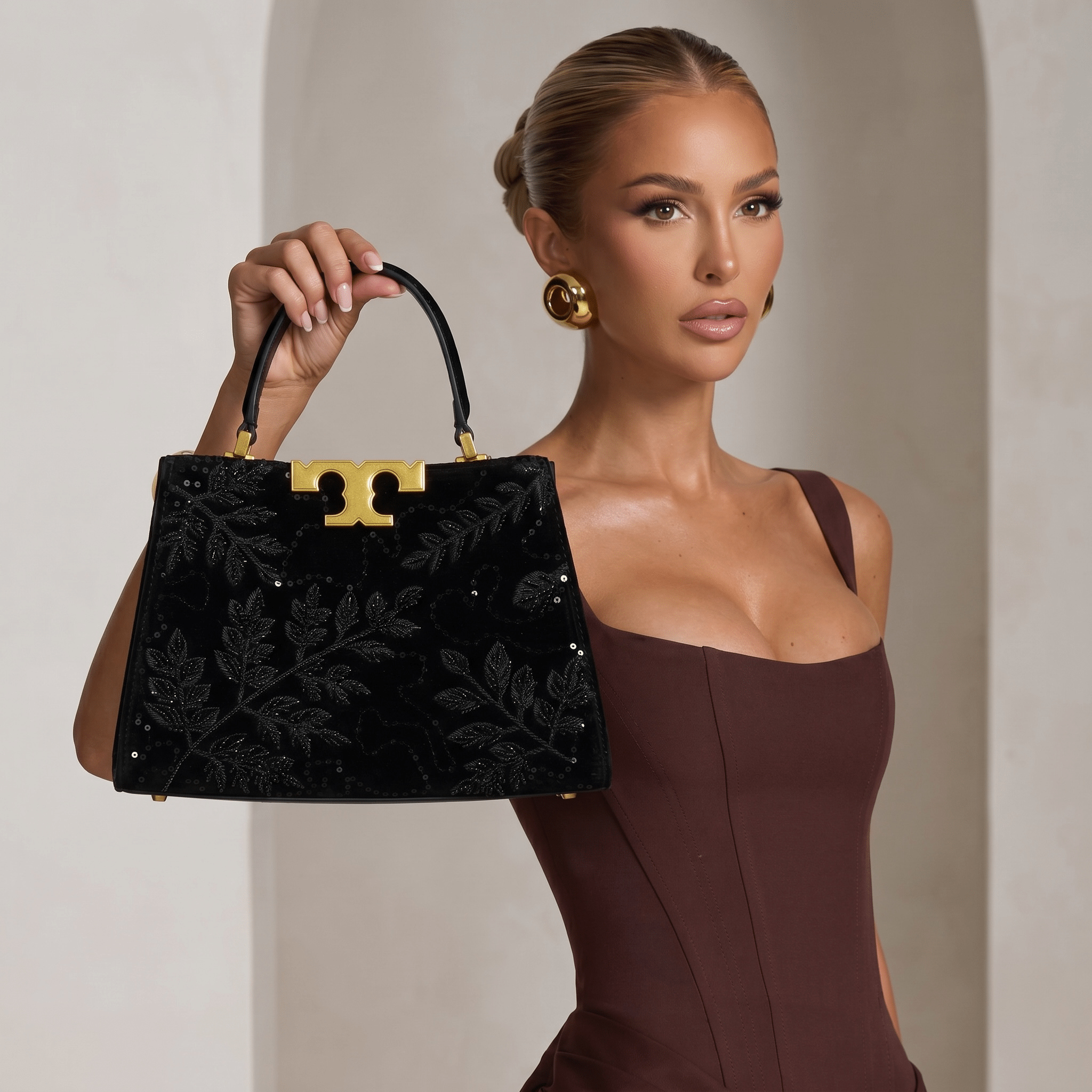 ✨ Tory Burch Lee Radziwill Embellished Top Handle Bag – Midnight Black Edition ✨ - MASTERPIECE