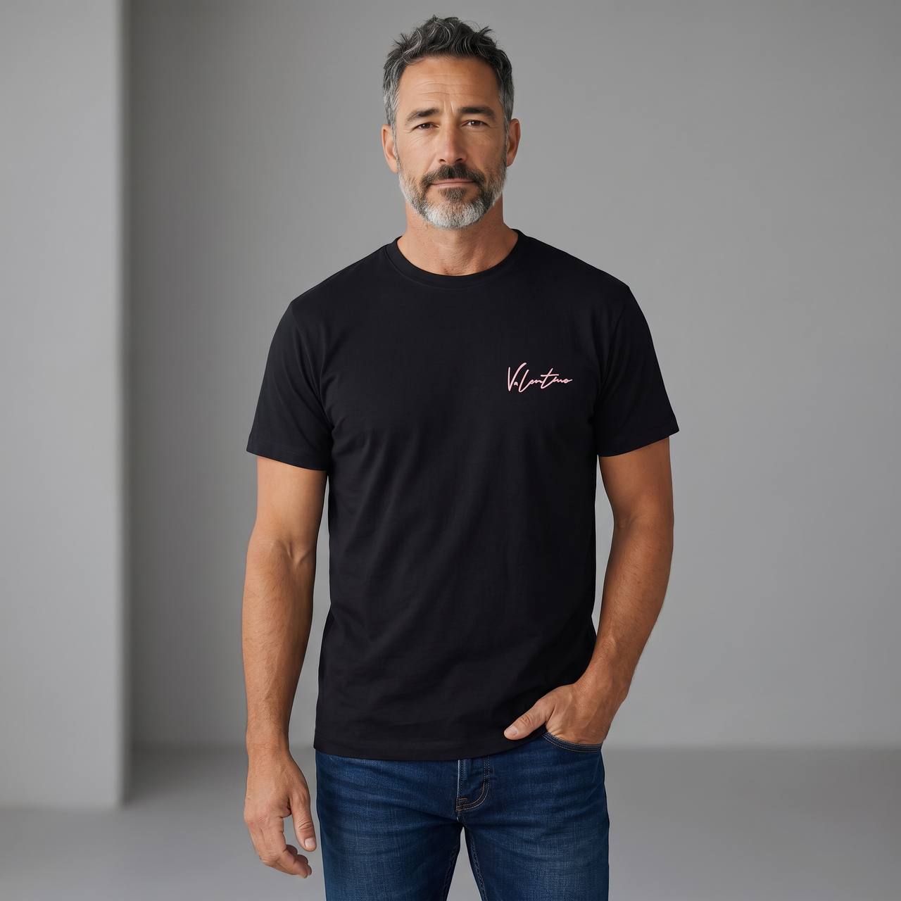 Valentino Garavani VLogo Signature T-Shirt 🖤 - MASTERPIECE