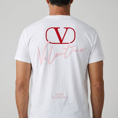 Valentino VLogo Signature T-Shirt – Pure White & Pink Edition 🤍💗 - MASTERPIECE