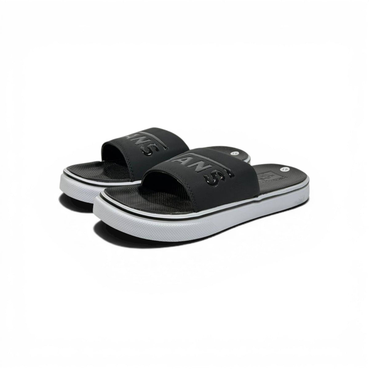 ⚫ Vans Classic Slides – Black Essential Street Comfort - MASTERPIECE