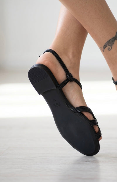 Zara Knotted Strappy Flat Sandals 🖤✨ - MASTERPIECE